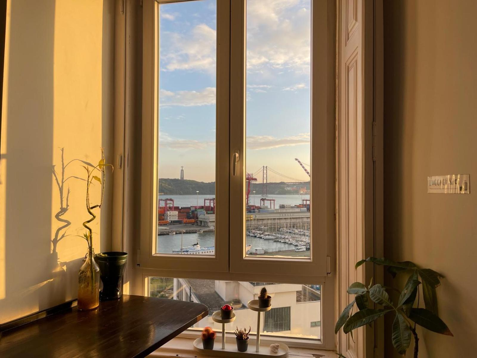 Embassy Arriaga Private Elegance Rooms In Stylish Shared Apartment Lisboa Ngoại thất bức ảnh