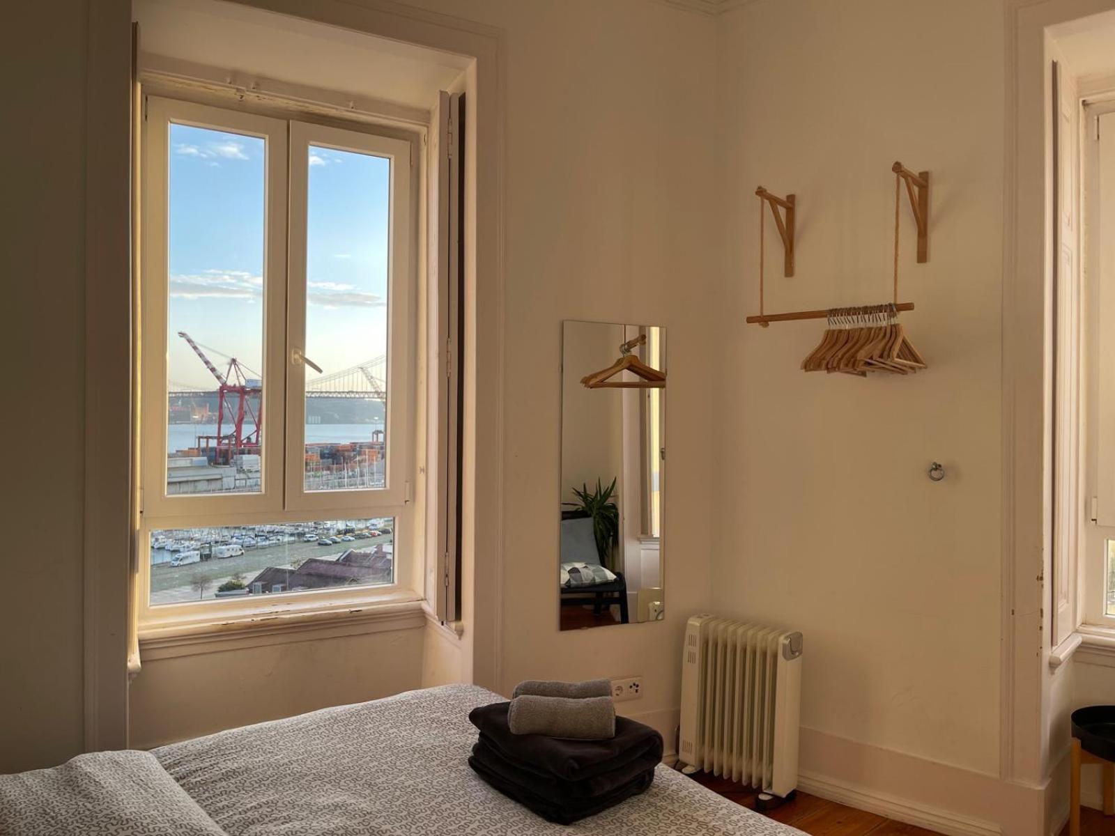 Embassy Arriaga Private Elegance Rooms In Stylish Shared Apartment Lisboa Ngoại thất bức ảnh