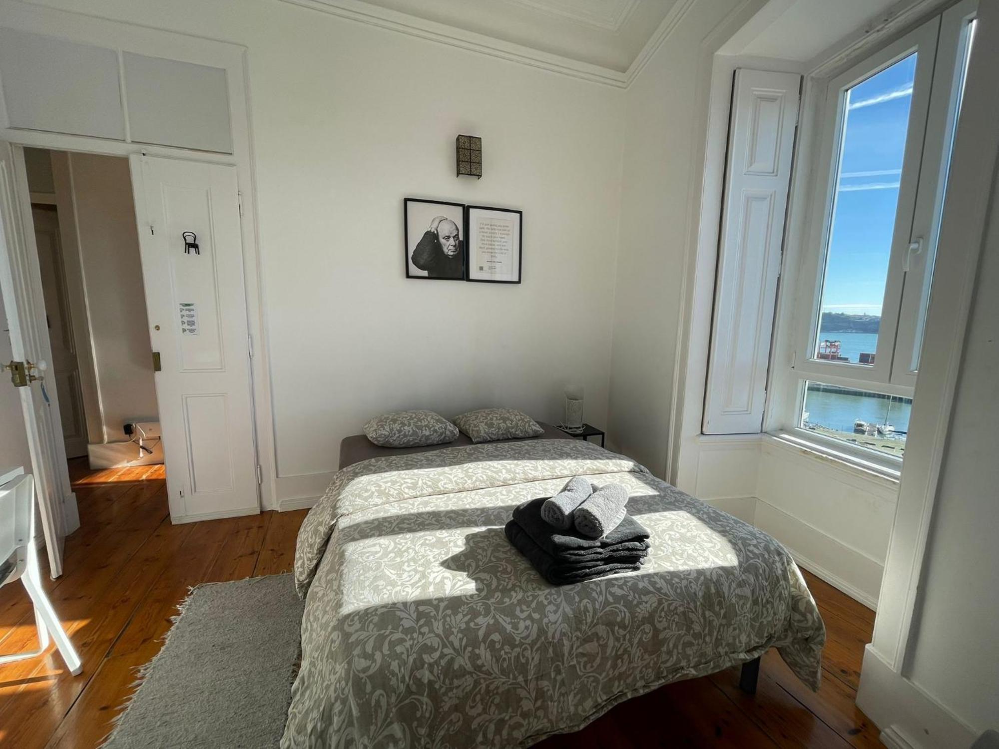 Embassy Arriaga Private Elegance Rooms In Stylish Shared Apartment Lisboa Ngoại thất bức ảnh
