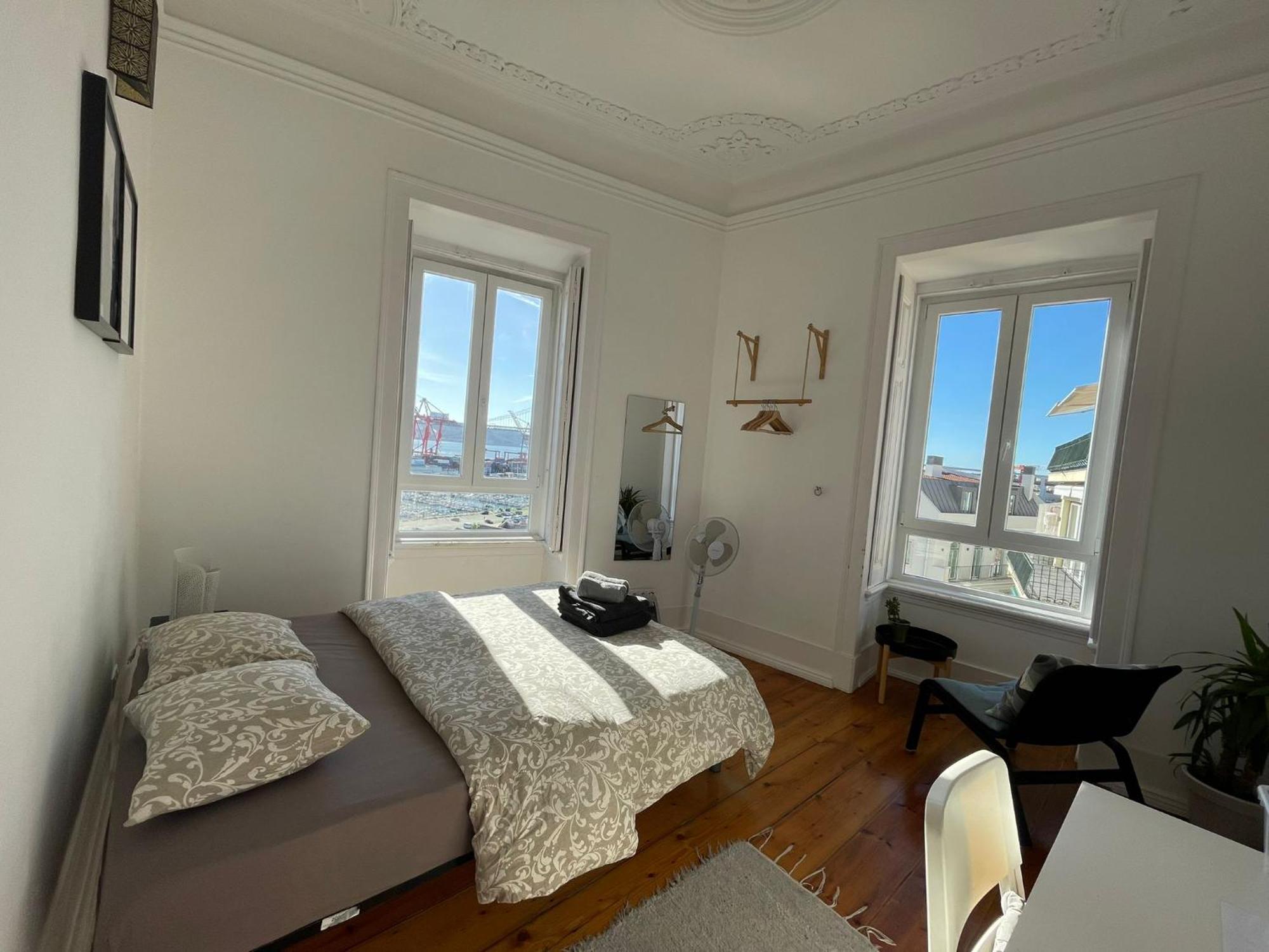 Embassy Arriaga Private Elegance Rooms In Stylish Shared Apartment Lisboa Ngoại thất bức ảnh