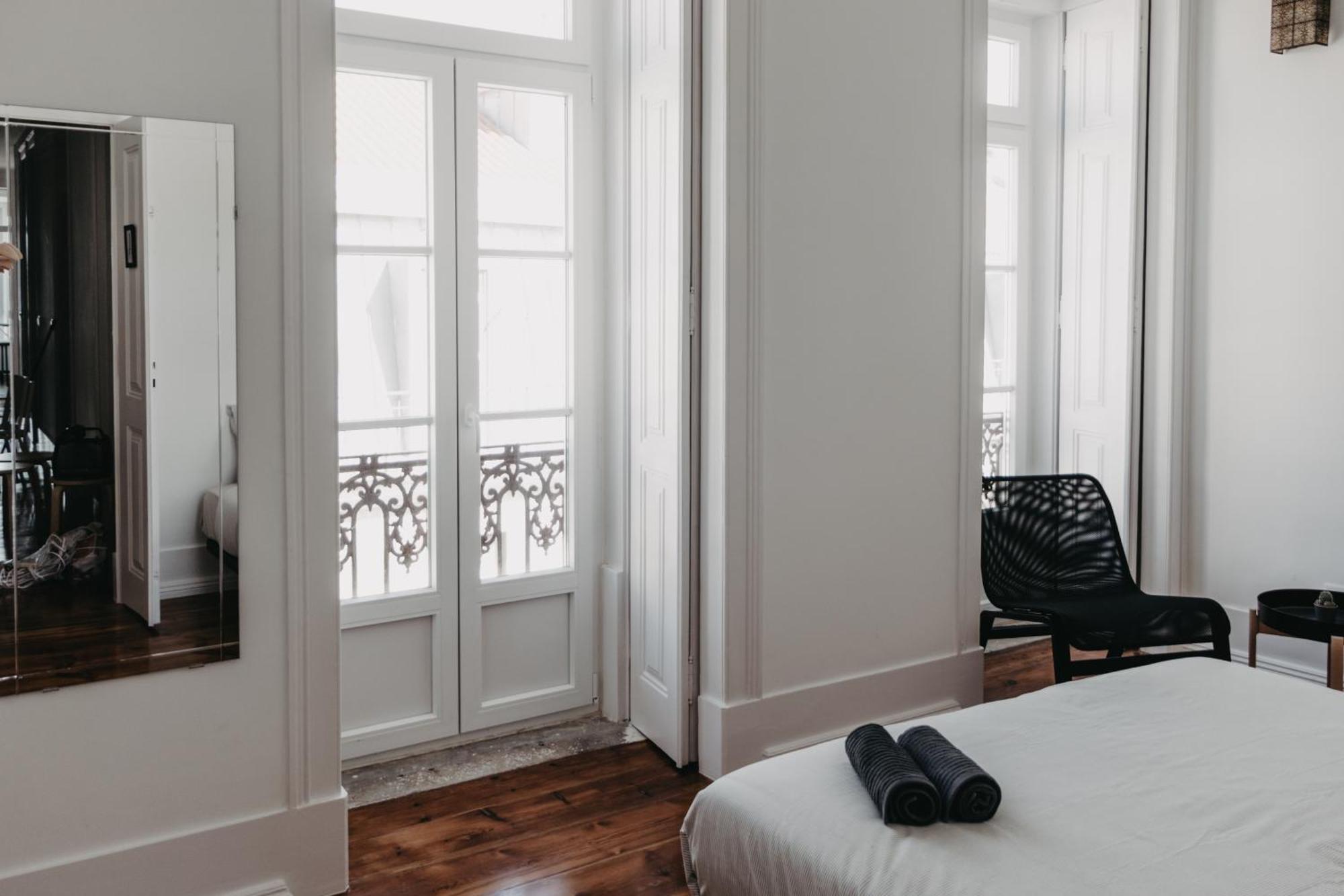 Embassy Arriaga Private Elegance Rooms In Stylish Shared Apartment Lisboa Ngoại thất bức ảnh