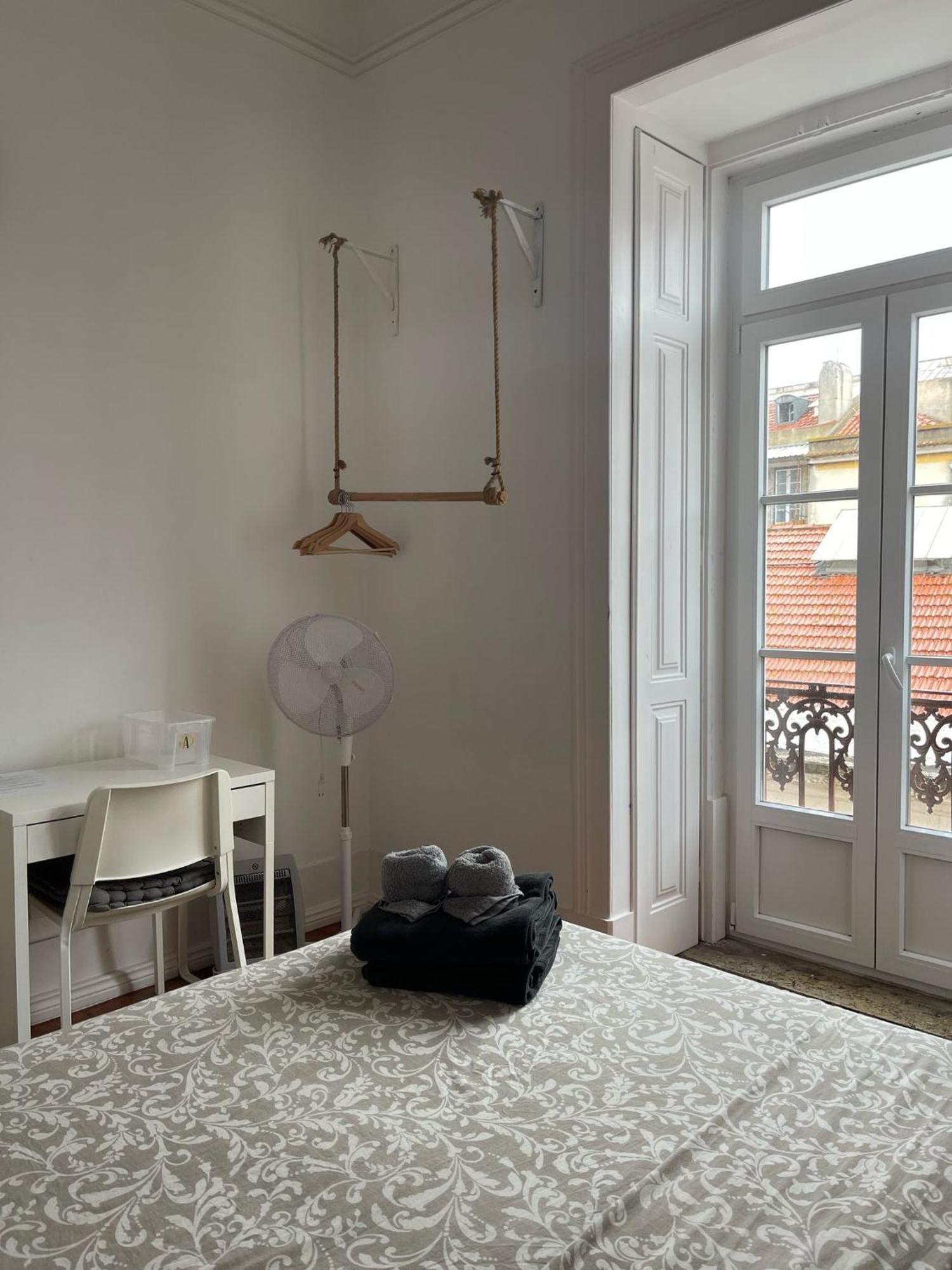 Embassy Arriaga Private Elegance Rooms In Stylish Shared Apartment Lisboa Ngoại thất bức ảnh